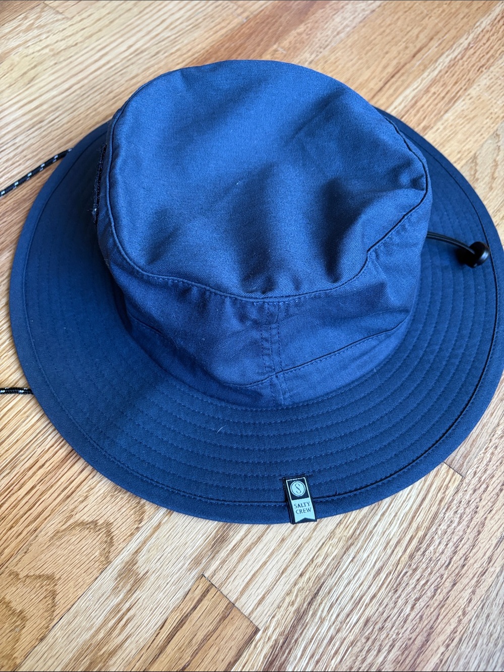 Salty Crew Navy Blue Bucket Boonie Hat with Chin Cord - Picture 3 of 5